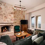 Xrisaetos Cozy Mountain Retreat With Stunning View By Greece * Kernitsa