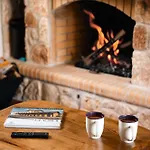 Xrisaetos Cozy Mountain Retreat With Stunning View By Greece Villa Kernitsa