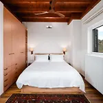 Villa Xrisaetos Cozy Mountain Retreat With Stunning View By Greece Kernitsa