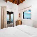 Xrisaetos Cozy Mountain Retreat With Stunning View By Greece * Kernitsa
