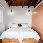 Xrisaetos Cozy Mountain Retreat With Stunning View By Greece
