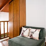 Xrisaetos Cozy Mountain Retreat With Stunning View By Greece