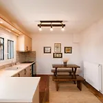Villa Xrisaetos Cozy Mountain Retreat With Stunning View By Greece *