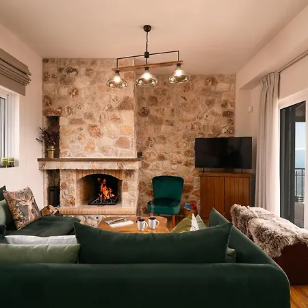 Villa Xrisaetos Cozy Mountain Retreat With Stunning View By Greece