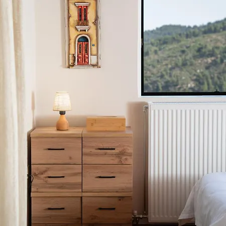 Villa Xrisaetos Cozy Mountain Retreat With Stunning View By Greece *