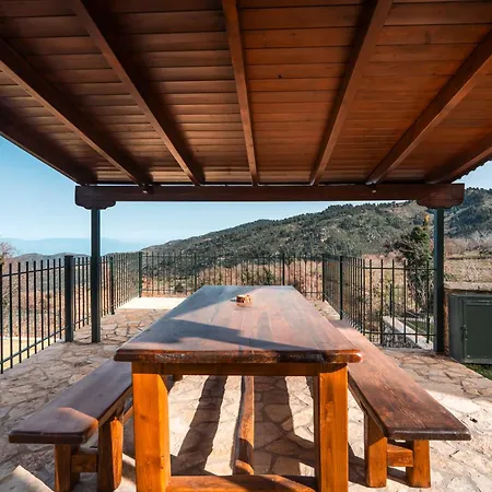 Xrisaetos Cozy Mountain Retreat With Stunning View By Greece * Kernitsa