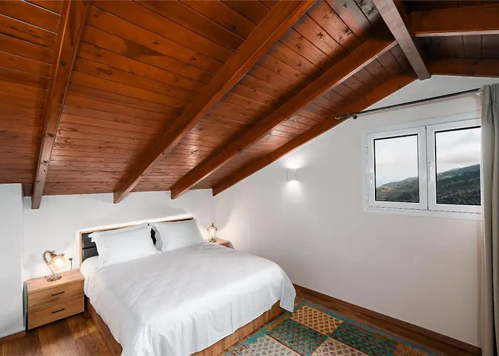 Xrisaetos Cozy Mountain Retreat With Stunning View By Greece