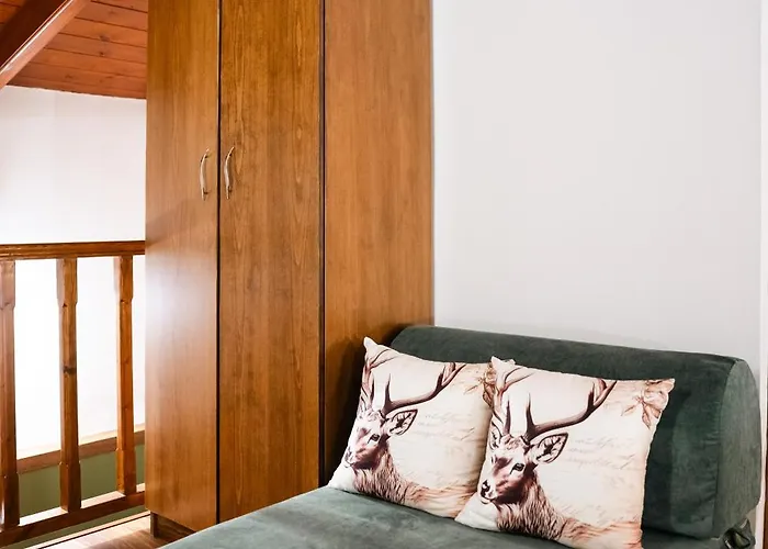 Xrisaetos Cozy Mountain Retreat With Stunning View By Greece