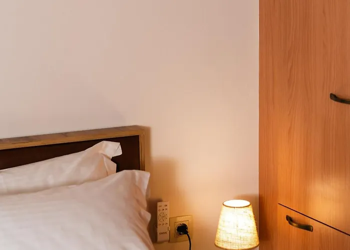 Xrisaetos Cozy Mountain Retreat With Stunning View By Greece Vila Kernitsa