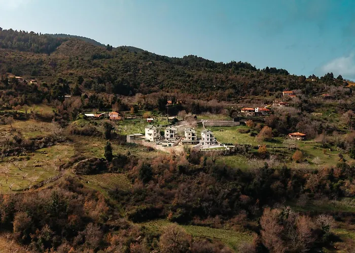 Xrisaetos Cozy Mountain Retreat With Stunning View By Greece Kernitsa